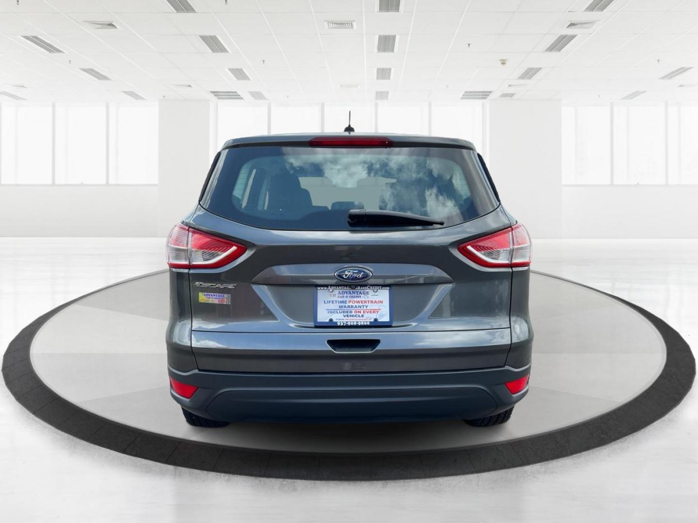 2016 Ford Escape S (1FMCU0F78GU) with an Duratec 2.5L I-4 DOHC engine, located at 880 E. National Road, Vandalia, OH, 45377, (937) 908-9800, 39.891918, -84.183594 - Photo#4