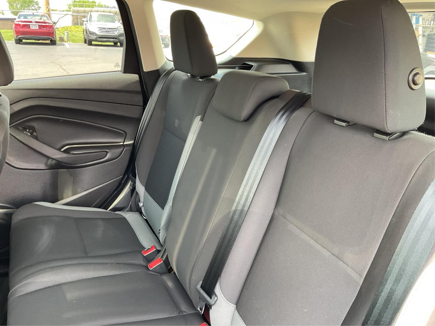 2016 Ford Escape S (1FMCU0F78GU) with an Duratec 2.5L I-4 DOHC engine, located at 880 E. National Road, Vandalia, OH, 45377, (937) 908-9800, 39.891918, -84.183594 - Photo#10