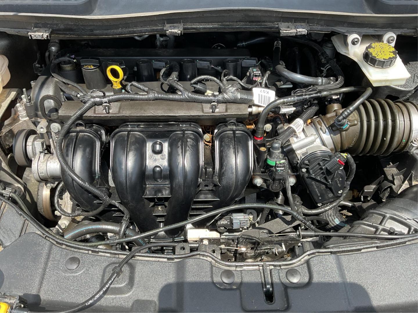 2016 Ford Escape S (1FMCU0F78GU) with an Duratec 2.5L I-4 DOHC engine, located at 880 E. National Road, Vandalia, OH, 45377, (937) 908-9800, 39.891918, -84.183594 - Photo#11