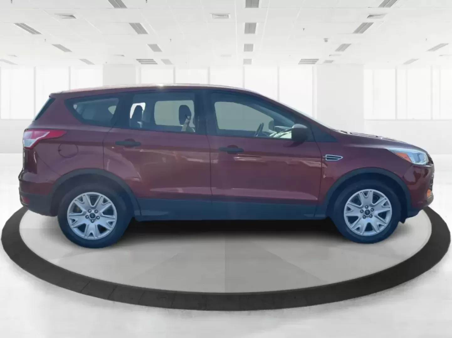 2016 Ford Escape S (1FMCU0F7XGU) with an Duratec 2.5L I-4 DOHC engine, located at 8750 N County Rd 25A, Piqua, OH, 45356, (937) 908-9800, 40.164391, -84.232513 - Photo#1