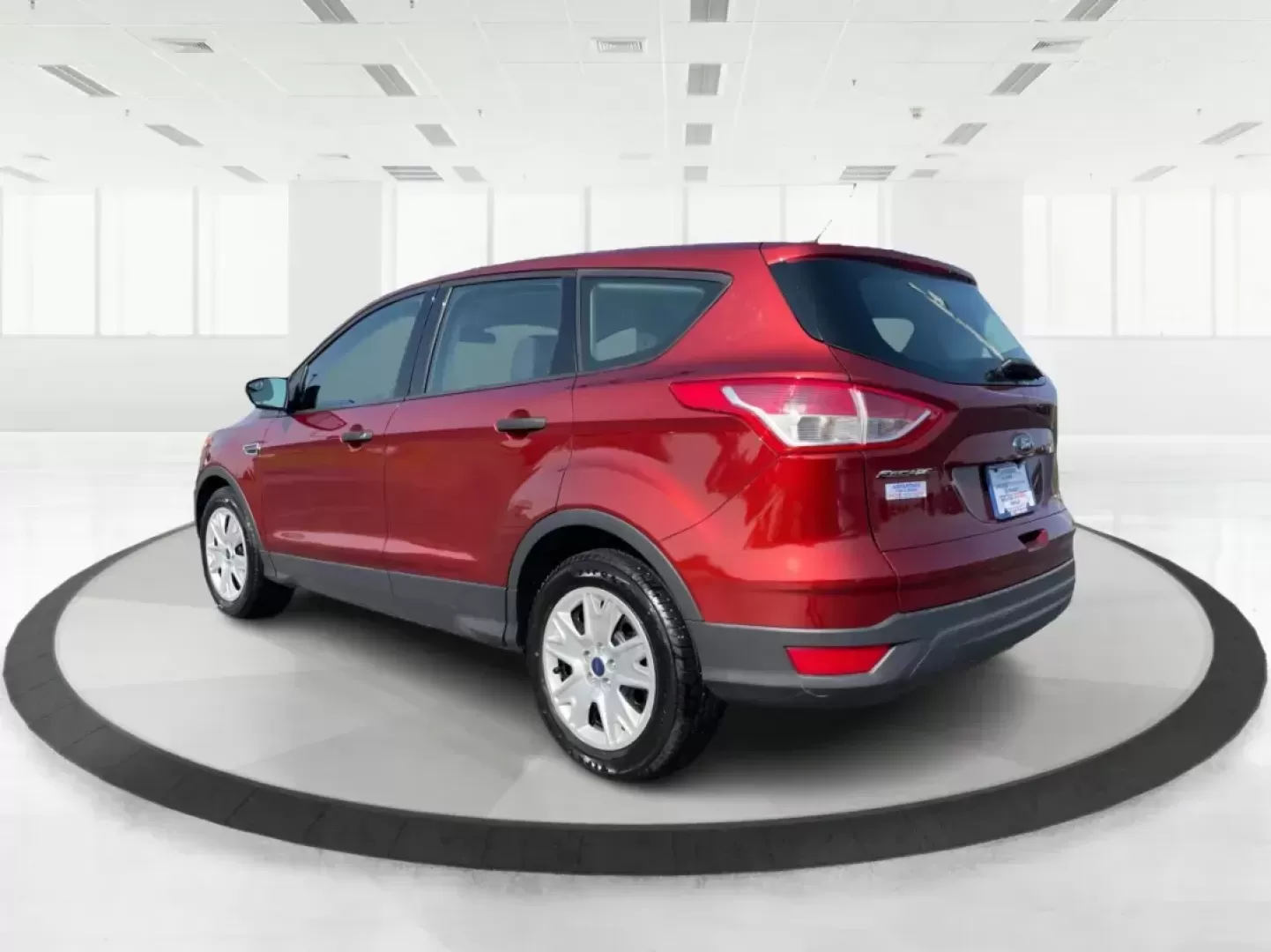 2016 Ford Escape S (1FMCU0F7XGU) with an Duratec 2.5L I-4 DOHC engine, located at 8750 N County Rd 25A, Piqua, OH, 45356, (937) 908-9800, 40.164391, -84.232513 - Photo#4