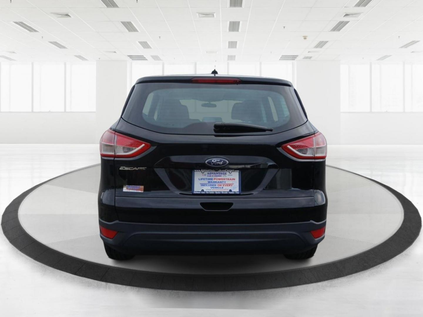 2016 Ford Escape S FWD (1FMCU0F7XGU) with an 2.5L L4 DOHC 16V engine, 6-Speed Automatic transmission, located at 401 Woodman Dr, Riverside, OH, 45431, (937) 908-9800, 39.760899, -84.123421 - Photo#3