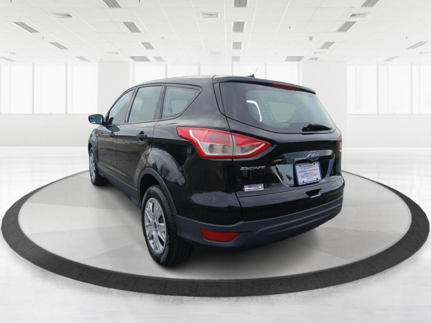 2016 Ford Escape S FWD (1FMCU0F7XGU) with an 2.5L L4 DOHC 16V engine, 6-Speed Automatic transmission, located at 401 Woodman Dr, Riverside, OH, 45431, (937) 908-9800, 39.760899, -84.123421 - Photo#4