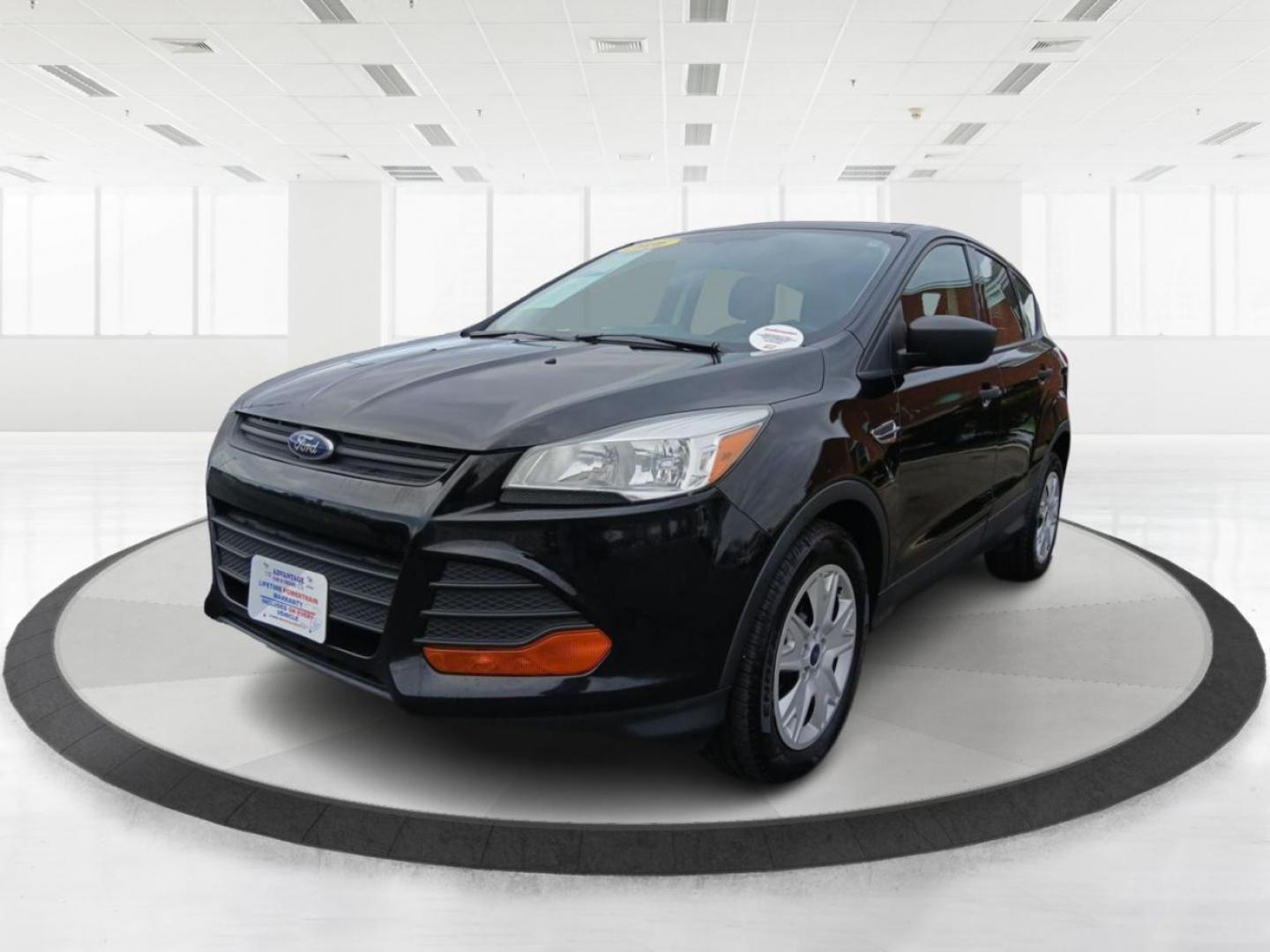 2016 Ford Escape S FWD (1FMCU0F7XGU) with an 2.5L L4 DOHC 16V engine, 6-Speed Automatic transmission, located at 401 Woodman Dr, Riverside, OH, 45431, (937) 908-9800, 39.760899, -84.123421 - Photo#7