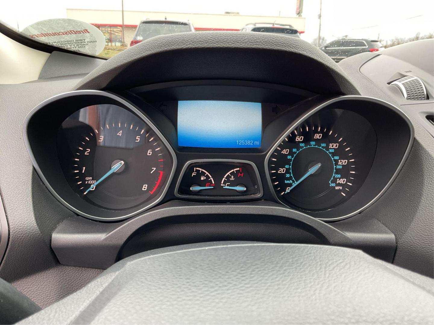 2016 Ford Escape SE (1FMCU9G96GU) with an EcoBoost 1.6L I-4 gasoline direct injection engine, located at 1230 East Main St, Xenia, OH, 45385, (937) 908-9800, 39.688026, -83.910172 - Photo#13