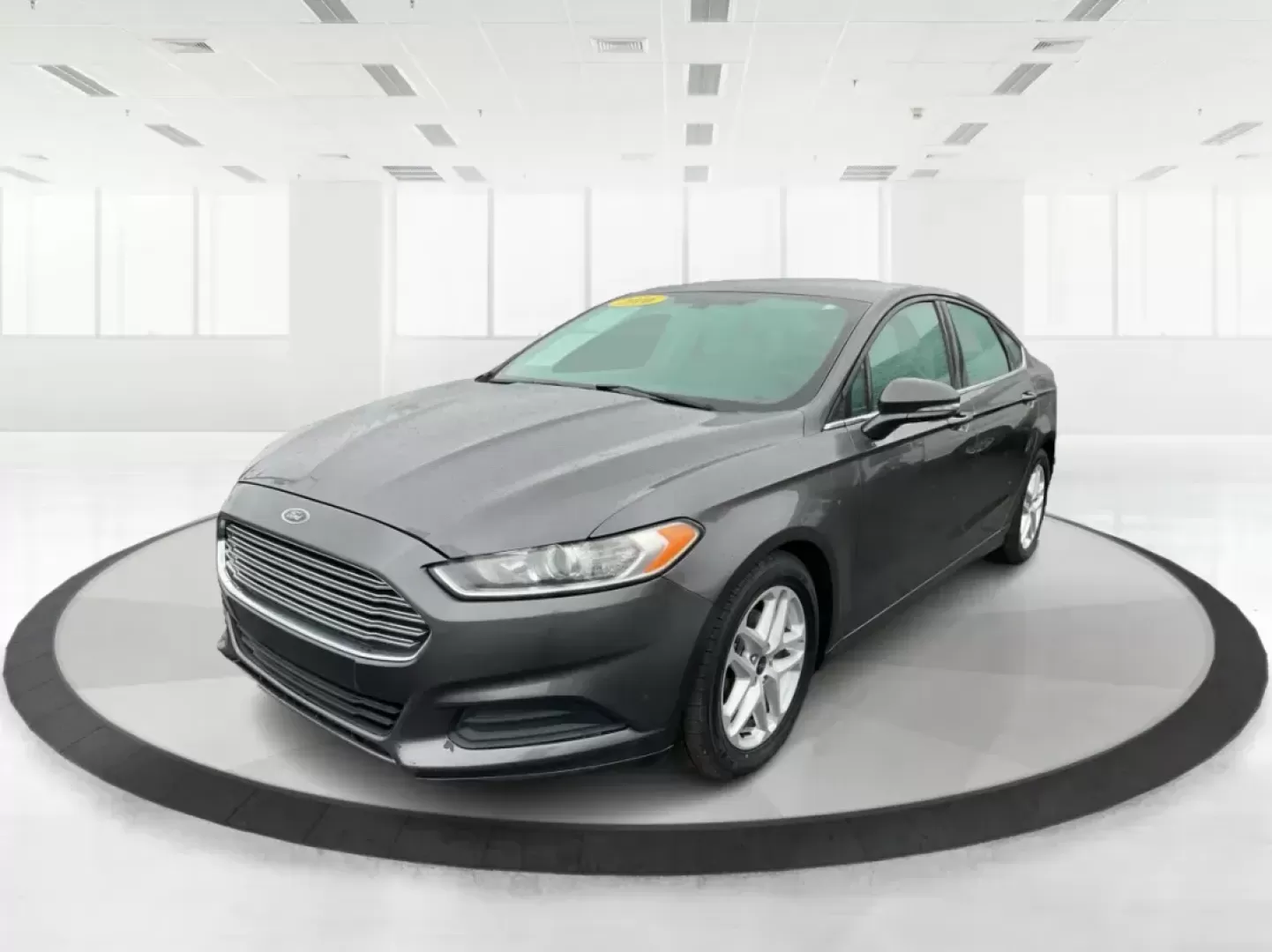 2016 Ford Fusion SE (3FA6P0H79GR) with an Other engine, located at 4508 South Dixie Dr, Moraine, OH, 45439, (937) 908-9800, 39.689976, -84.218452 - Photo#7