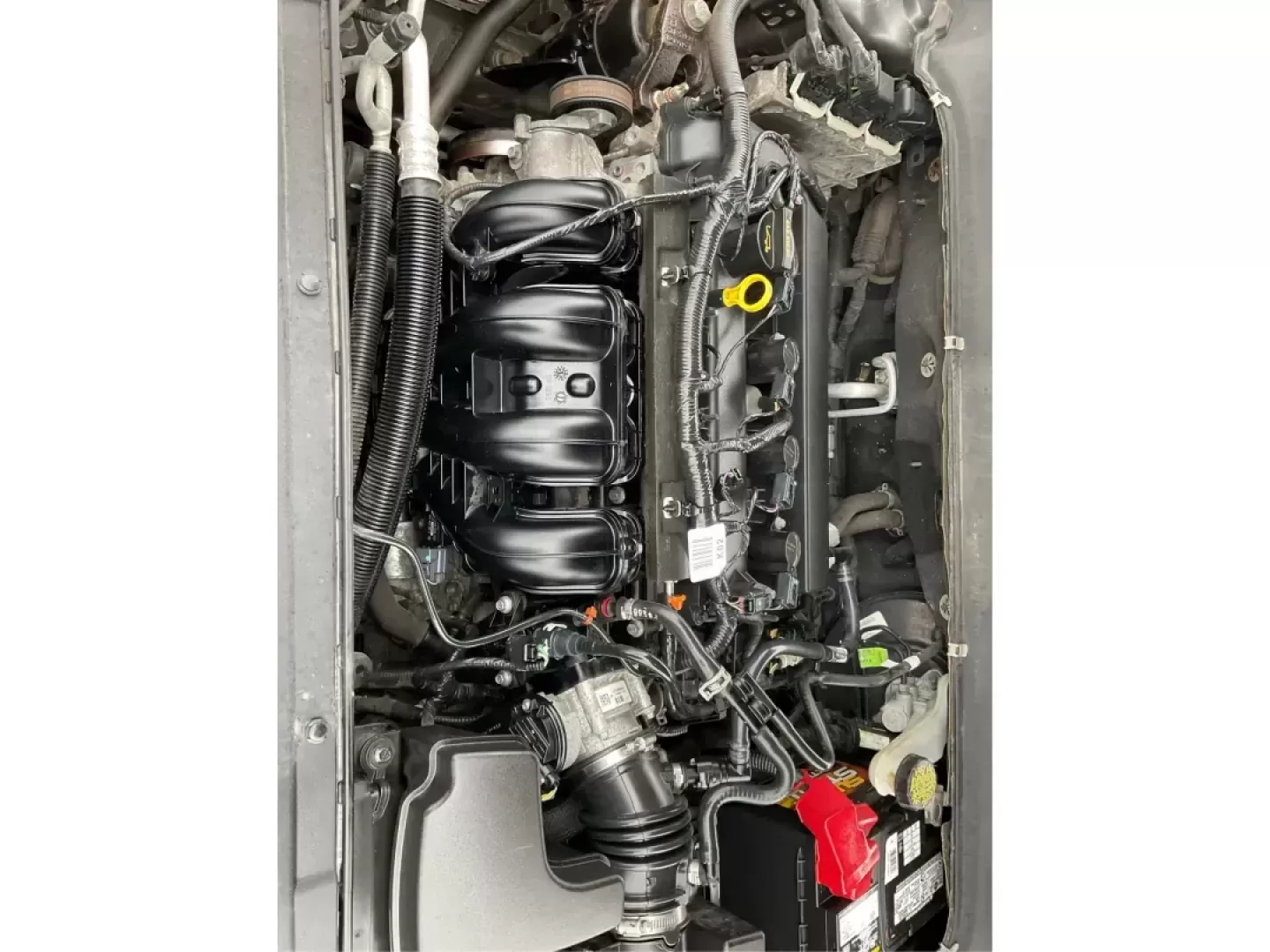 2016 Ford Fusion SE (3FA6P0H79GR) with an Other engine, located at 4508 South Dixie Dr, Moraine, OH, 45439, (937) 908-9800, 39.689976, -84.218452 - Photo#10