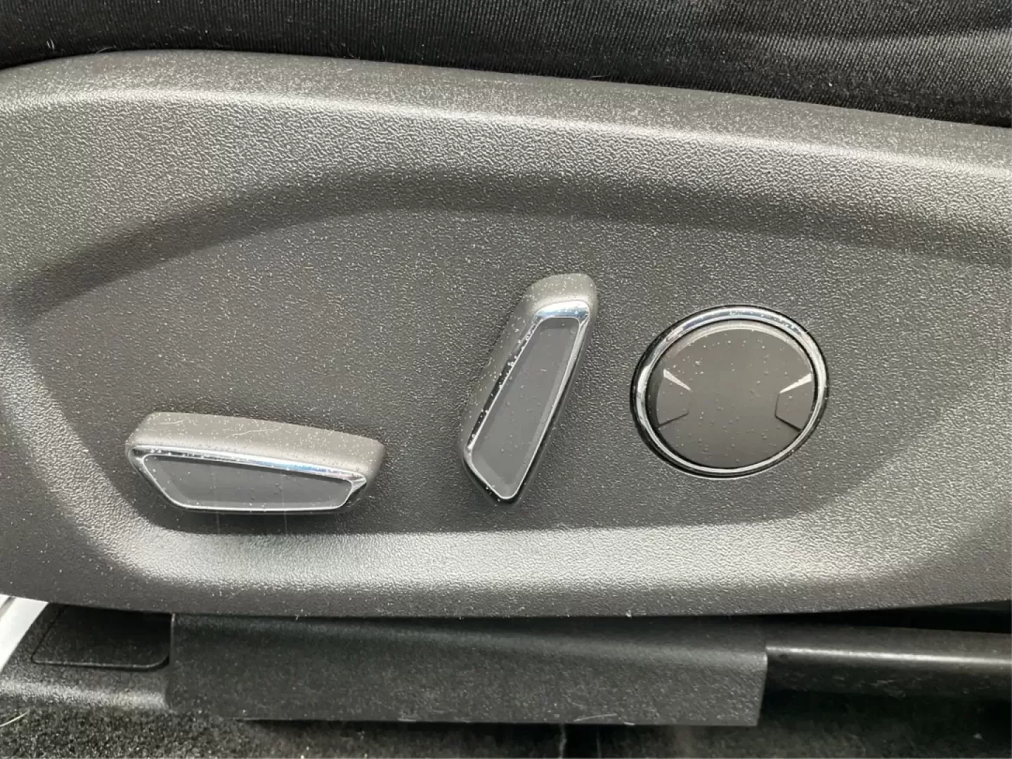 2016 Ford Fusion SE (3FA6P0H79GR) with an Other engine, located at 4508 South Dixie Dr, Moraine, OH, 45439, (937) 908-9800, 39.689976, -84.218452 - Photo#17