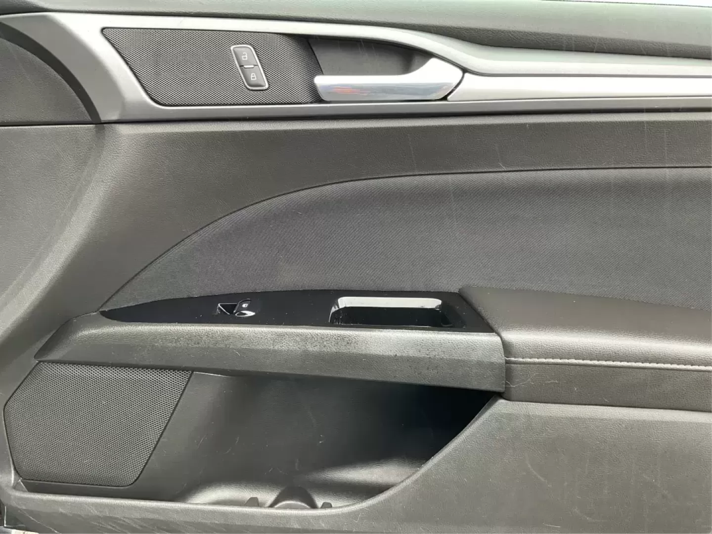 2016 Ford Fusion SE (3FA6P0H79GR) with an Other engine, located at 4508 South Dixie Dr, Moraine, OH, 45439, (937) 908-9800, 39.689976, -84.218452 - Photo#19