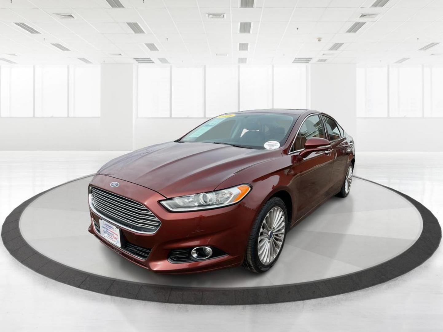 2016 Ford Fusion Titanium (3FA6P0K92GR) with an EcoBoost 2L I-4 gasoline direct injection engine, located at 4508 South Dixie Dr, Moraine, OH, 45439, (937) 908-9800, 39.689976, -84.218452 - Photo#7