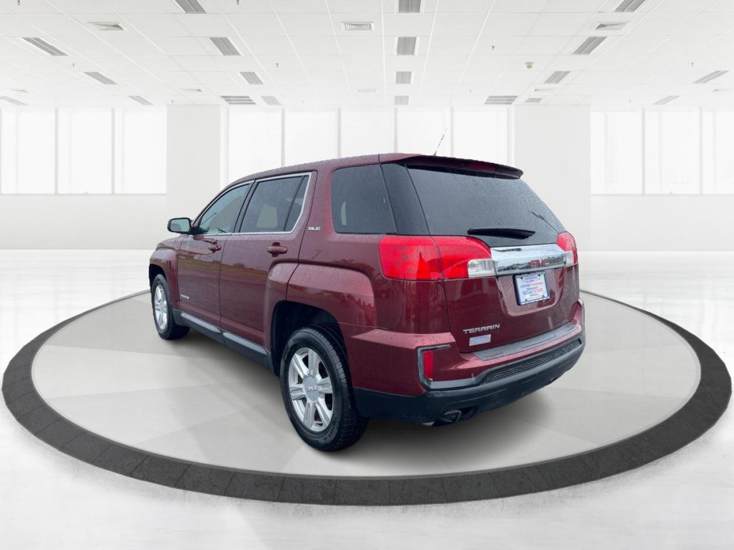 2016 GMC Terrain SLE1 FWD (2GKALMEK9G6) with an 2.4L L4 DOHC 16V engine, 6-Speed Automatic transmission, located at 1184 Kauffman Ave, Fairborn, OH, 45324, (937) 908-9800, 39.807072, -84.030914 - Photo#4