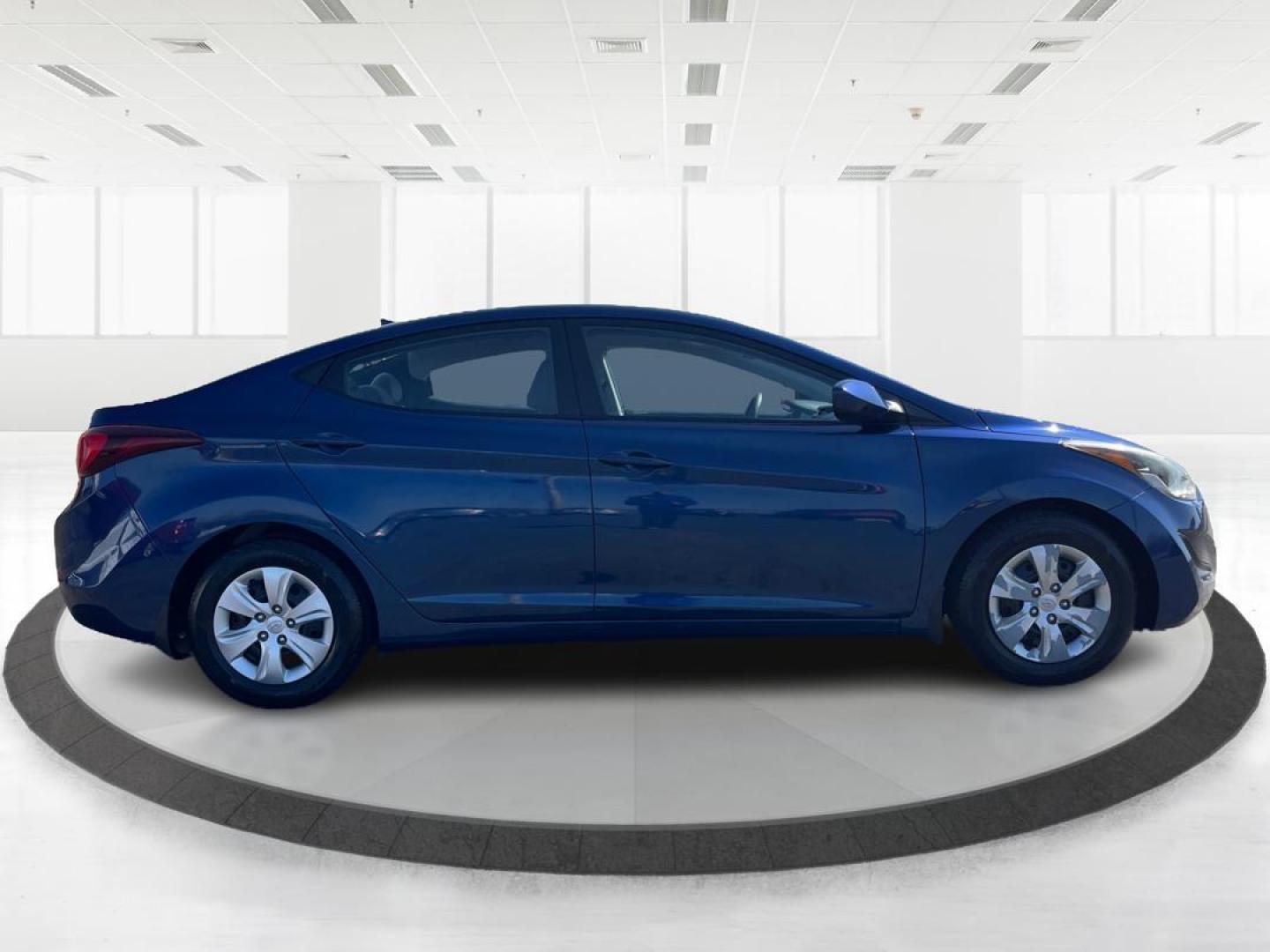 2016 Hyundai Elantra SE (5NPDH4AE7GH) with an Other engine, located at 8750 N County Rd 25A, Piqua, OH, 45356, (937) 908-9800, 40.164391, -84.232513 - Photo#1