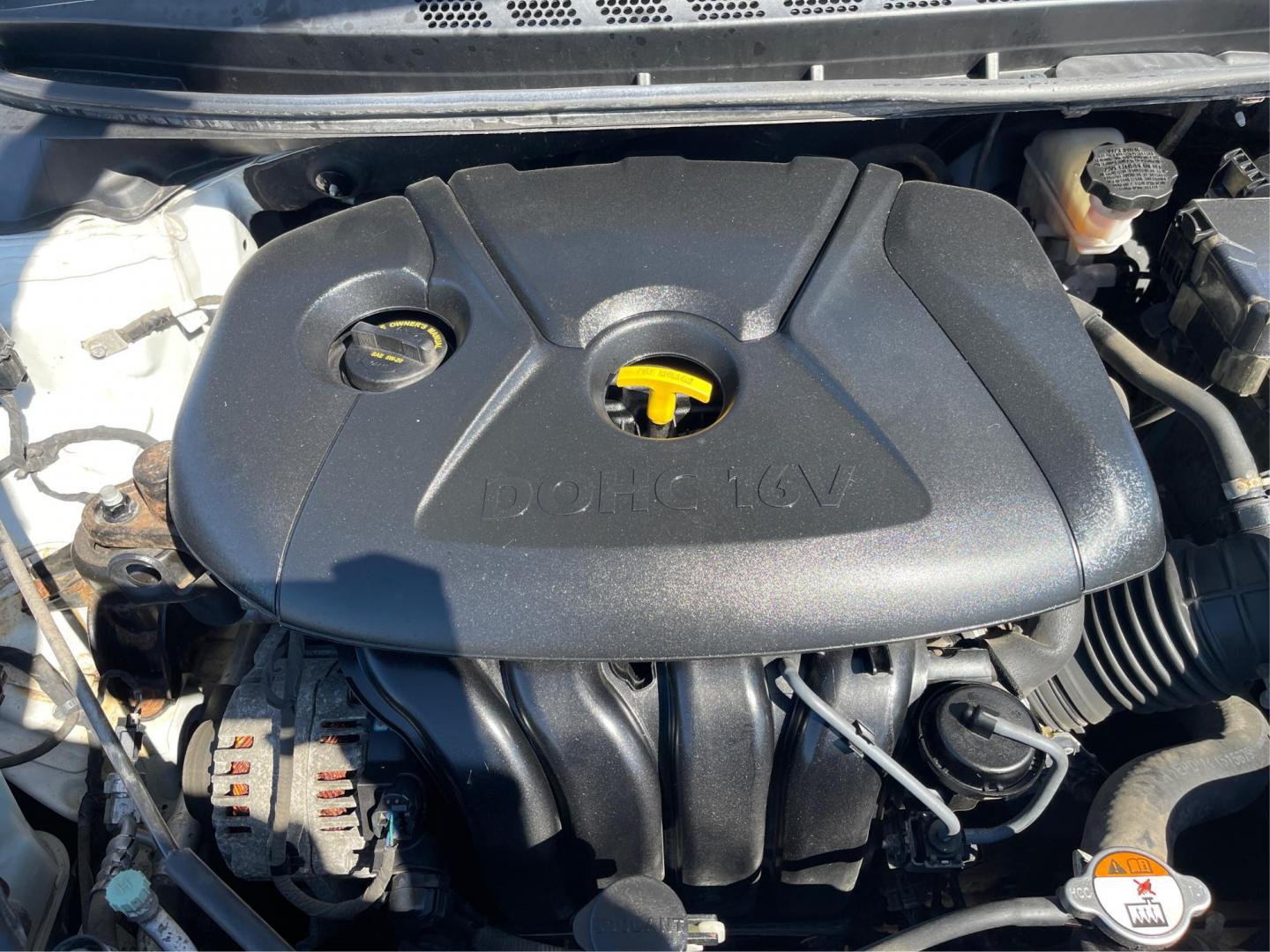 2016 Hyundai Elantra Value Edition (5NPDH4AE8GH) with an Nu 1.8L I-4 DOHC engine, located at 401 Woodman Dr, Riverside, OH, 45431, (937) 908-9800, 39.760899, -84.123421 - Photo#9