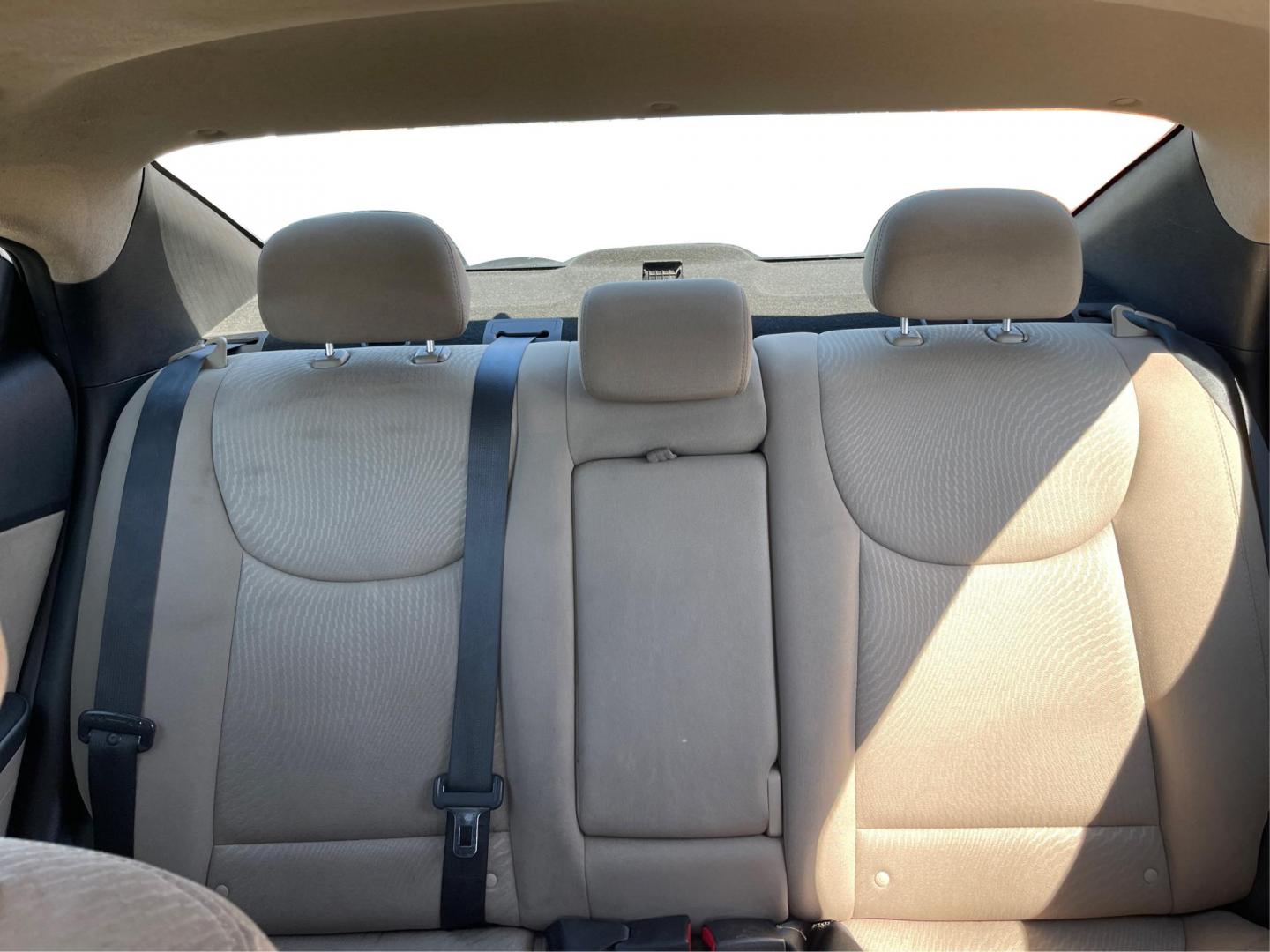 2016 Hyundai Elantra Value Edition (5NPDH4AE8GH) with an Nu 1.8L I-4 DOHC engine, located at 401 Woodman Dr, Riverside, OH, 45431, (937) 908-9800, 39.760899, -84.123421 - Photo#12