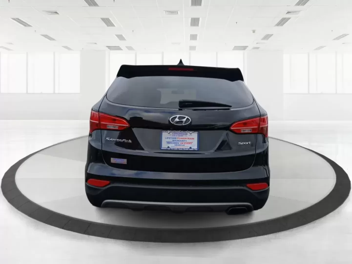 2016 Hyundai Santa Fe Sport 2.4 FWD (5XYZU3LB8GG) with an 2.4L L4 DOHC 16V engine, 6-Speed Automatic transmission, located at 1230 East Main St, Xenia, OH, 45385, (937) 908-9800, 39.688026, -83.910172 - Photo#3