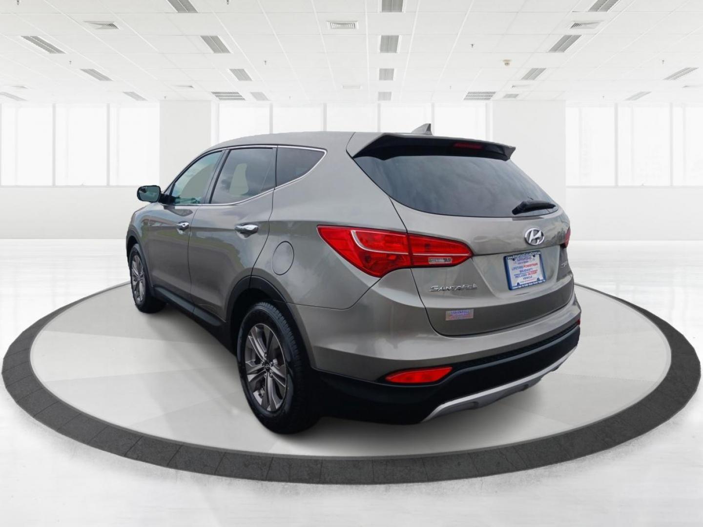 2016 Hyundai Santa Fe Sport 2.4 FWD (5XYZT3LB2GG) with an 2.4L L4 DOHC 16V engine, 6-Speed Automatic transmission, located at 4508 South Dixie Dr, Moraine, OH, 45439, (937) 908-9800, 39.689976, -84.218452 - Photo#4