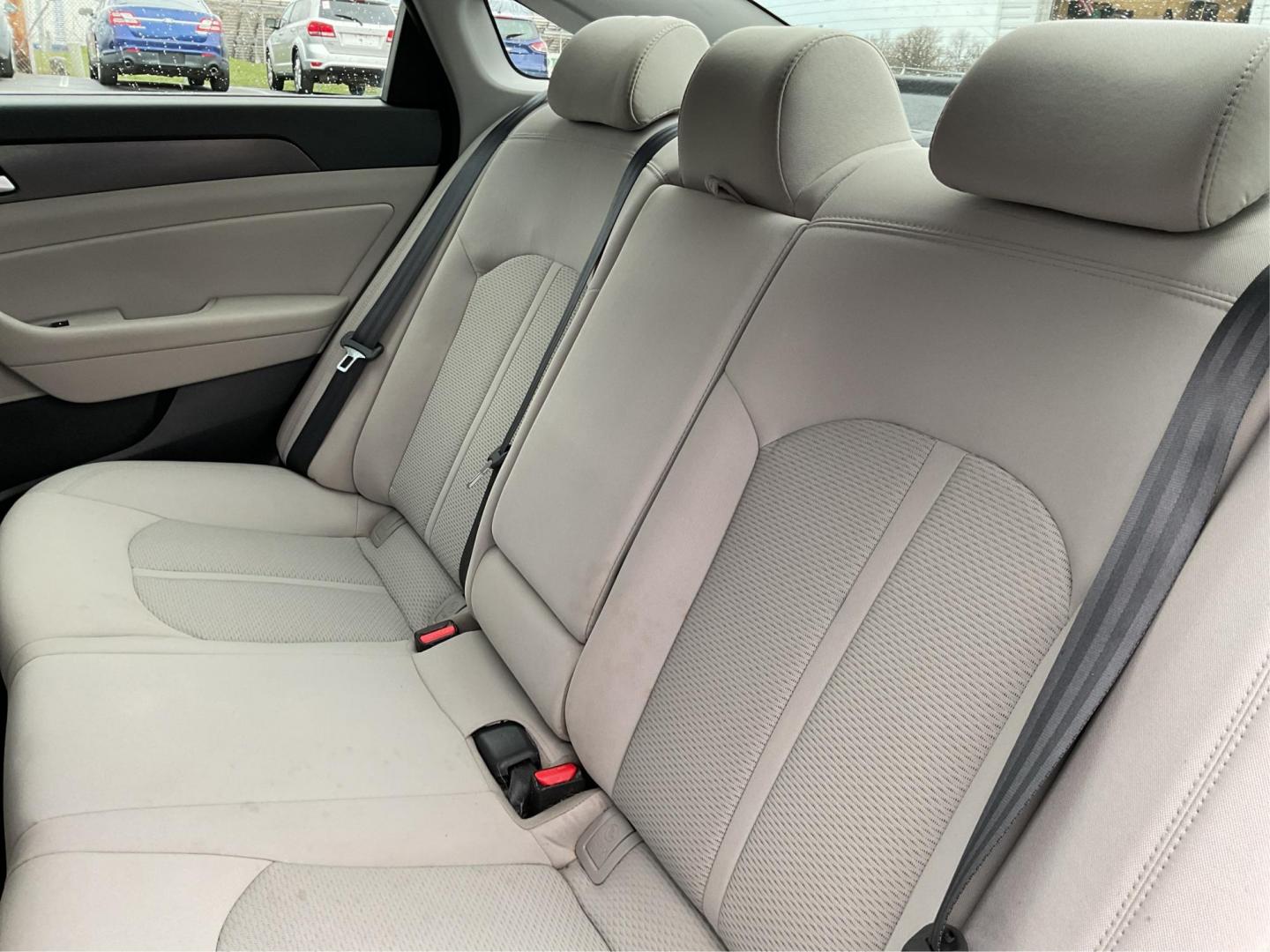 2016 Hyundai Sonata Sport (5NPE34AF1GH) with an 2.4L I-4 gasoline direct injection engine, located at 4508 South Dixie Dr, Moraine, OH, 45439, (937) 908-9800, 39.689976, -84.218452 - Photo#9