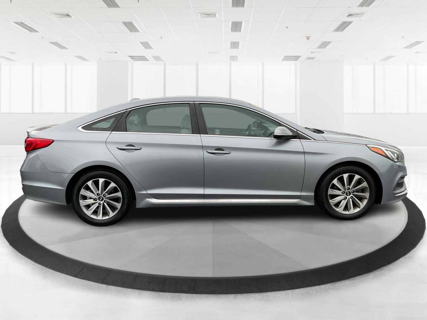 2016 Hyundai Sonata Sport (5NPE34AF1GH) with an 2.4L I-4 gasoline direct injection engine, located at 4508 South Dixie Dr, Moraine, OH, 45439, (937) 908-9800, 39.689976, -84.218452 - Photo#1