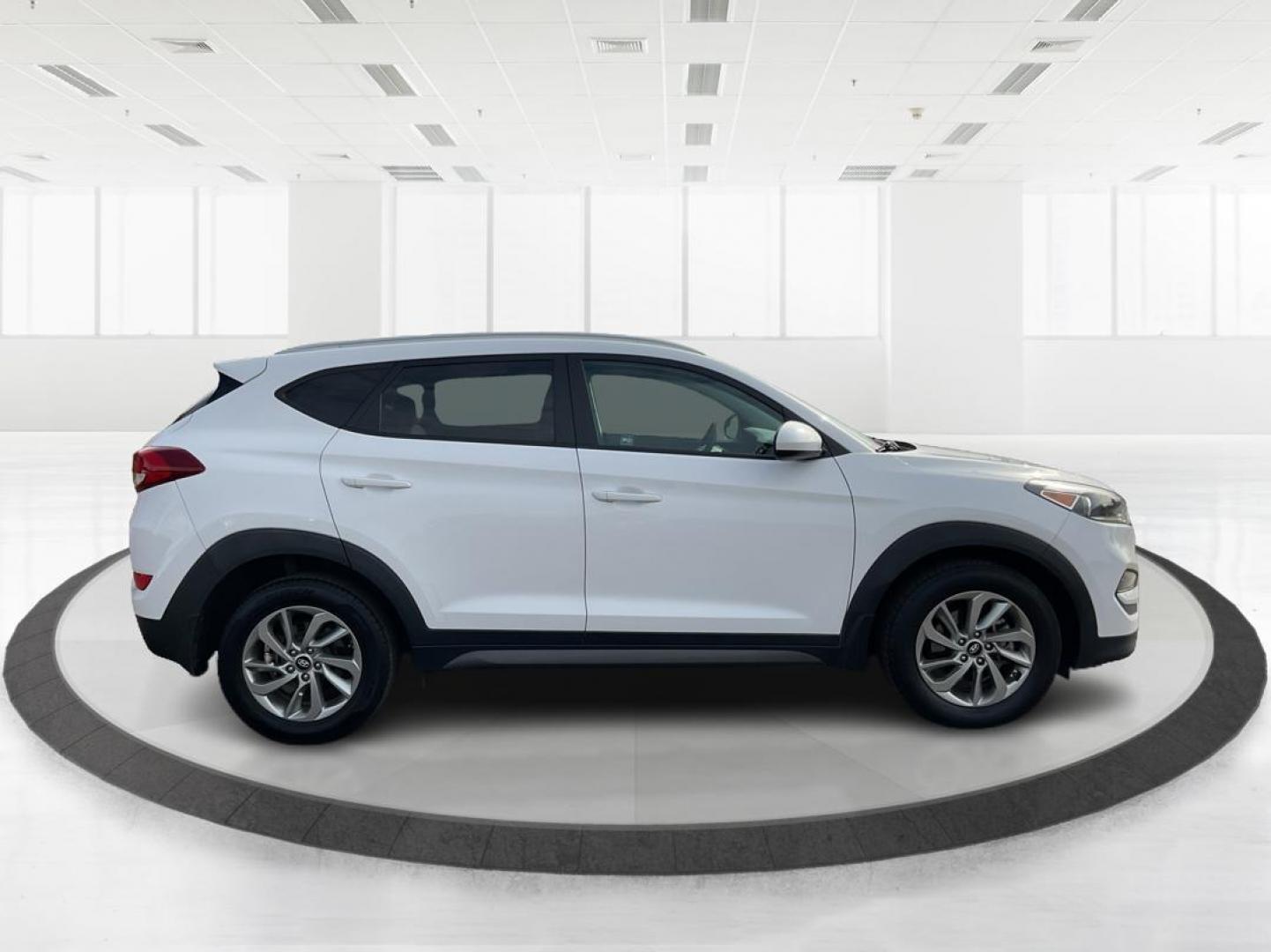 2016 Hyundai Tucson SE (KM8J33A49GU) with an Nu 2L I-4 gasoline direct injection engine, located at 1951 S Dayton Lakeview Rd., New Carlisle, OH, 45344, (937) 908-9800, 39.890999, -84.050255 - Photo#1
