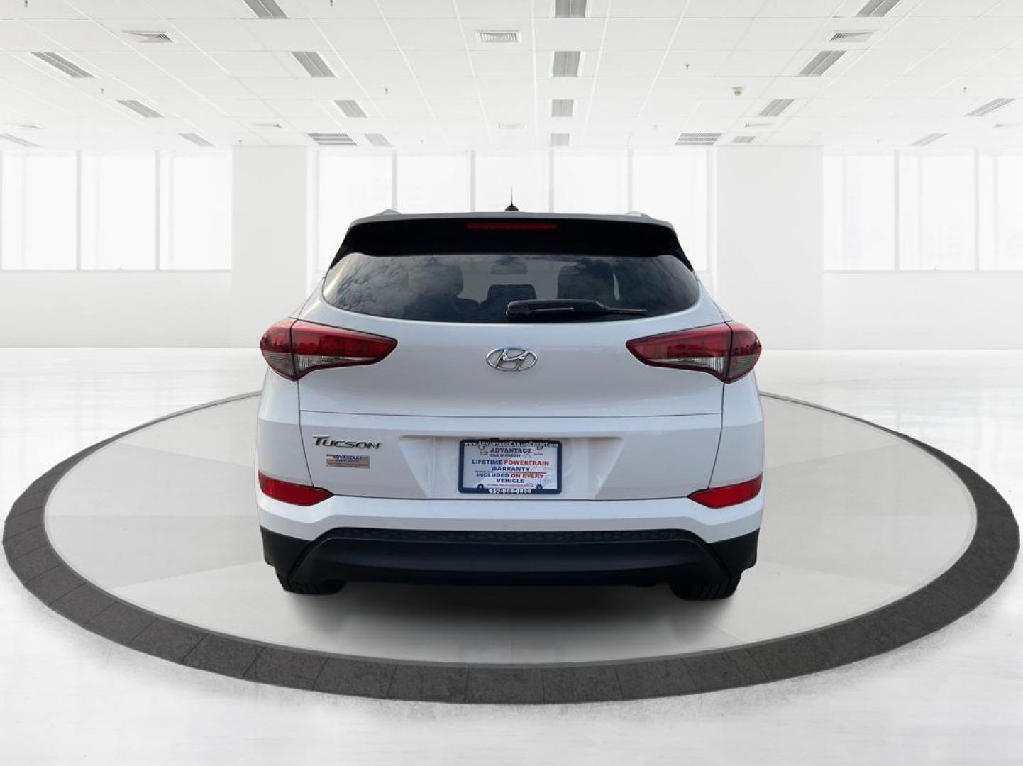 2016 Hyundai Tucson SE (KM8J33A49GU) with an Nu 2L I-4 gasoline direct injection engine, located at 1951 S Dayton Lakeview Rd., New Carlisle, OH, 45344, (937) 908-9800, 39.890999, -84.050255 - Photo#3