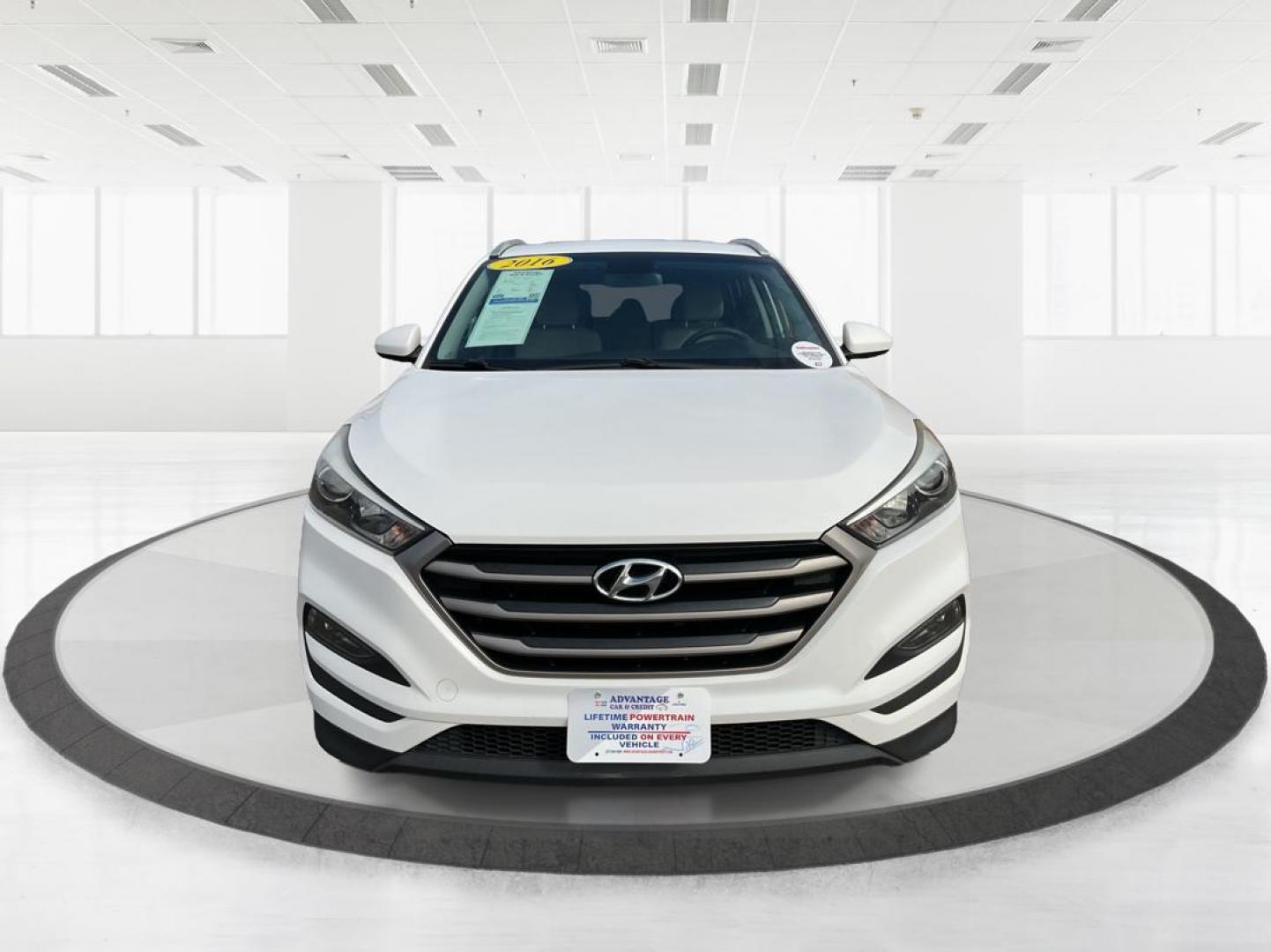 2016 Hyundai Tucson SE (KM8J33A49GU) with an Nu 2L I-4 gasoline direct injection engine, located at 1951 S Dayton Lakeview Rd., New Carlisle, OH, 45344, (937) 908-9800, 39.890999, -84.050255 - Photo#5