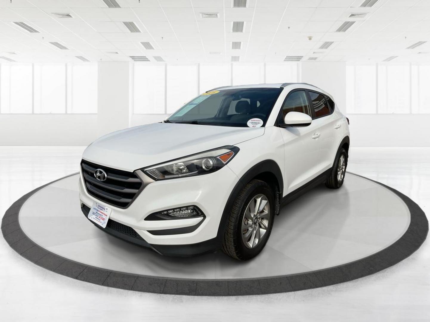 2016 Hyundai Tucson SE (KM8J33A49GU) with an Nu 2L I-4 gasoline direct injection engine, located at 1951 S Dayton Lakeview Rd., New Carlisle, OH, 45344, (937) 908-9800, 39.890999, -84.050255 - Photo#6