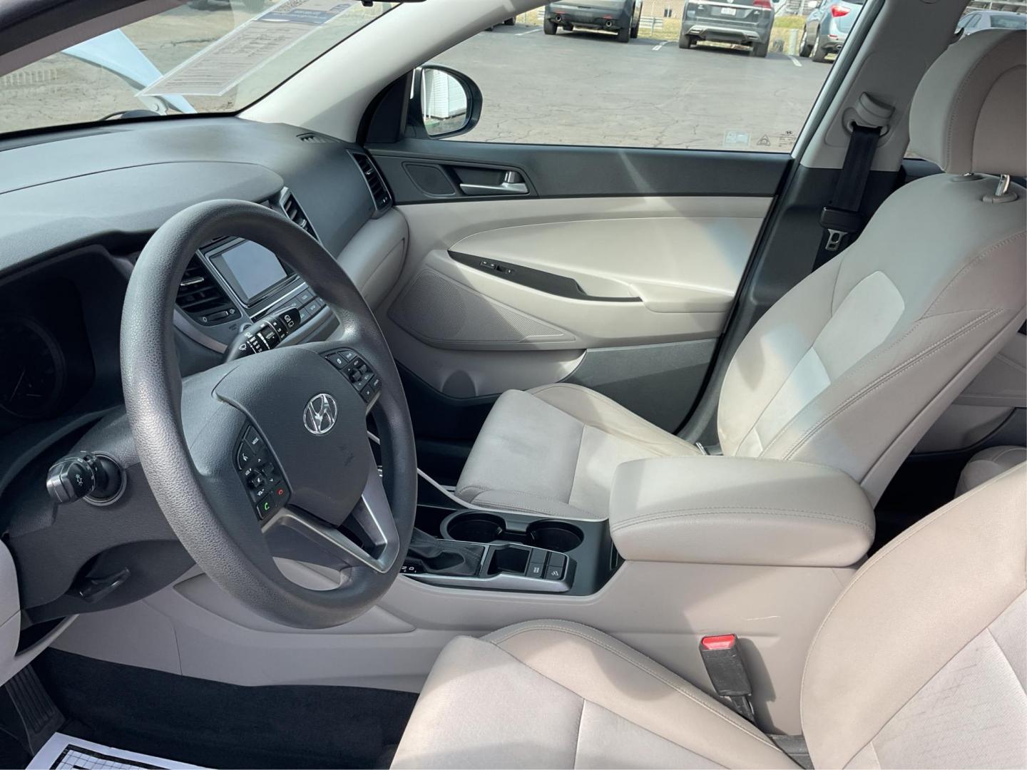 2016 Hyundai Tucson SE (KM8J33A49GU) with an Nu 2L I-4 gasoline direct injection engine, located at 1951 S Dayton Lakeview Rd., New Carlisle, OH, 45344, (937) 908-9800, 39.890999, -84.050255 - Photo#7