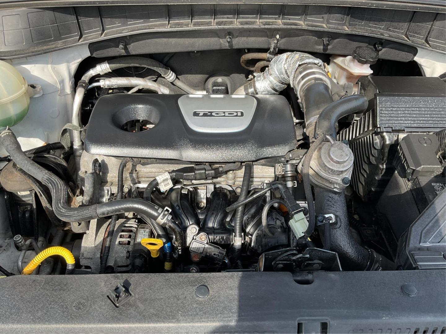 2016 Hyundai Tucson Limited (KM8J3CA20GU) with an 1.6L I-4 gasoline direct injection engine, located at 1099 N County Rd 25A , Troy, OH, 45373, (937) 908-9800, 40.057079, -84.212883 - Photo#10