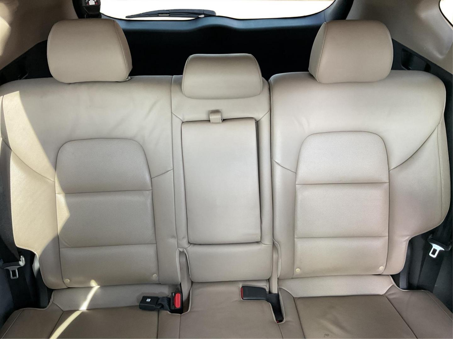 2016 Hyundai Tucson Limited (KM8J3CA20GU) with an 1.6L I-4 gasoline direct injection engine, located at 1099 N County Rd 25A , Troy, OH, 45373, (937) 908-9800, 40.057079, -84.212883 - Photo#13