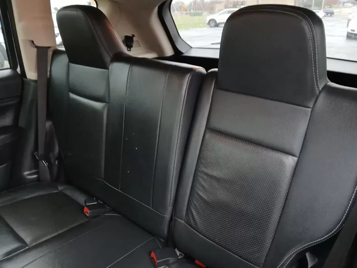 2016 Jeep Compass Latitude FWD (1C4NJCEA3GD) with an 2.0L L4 DOHC 16V engine, Continuously Variable Transmission transmission, located at 880 E. National Road, Vandalia, OH, 45377, (937) 908-9800, 39.891918, -84.183594 - Photo#10