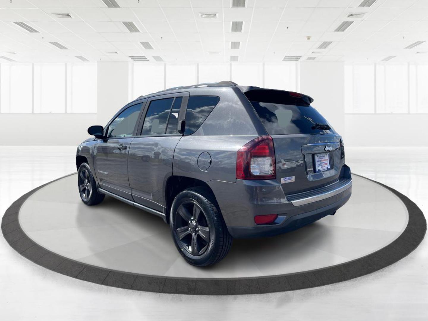 2016 Jeep Compass High Altitude Edition (1C4NJCEA4GD) with an 2L I-4 DOHC engine, located at 401 Woodman Dr, Riverside, OH, 45431, (937) 908-9800, 39.760899, -84.123421 - Photo#4