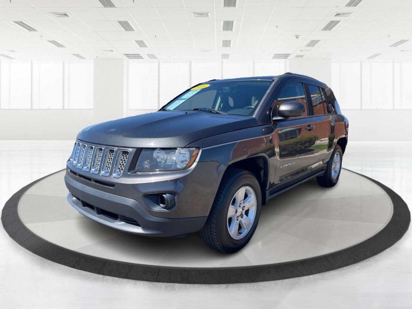 2016 Jeep Compass Latitude (1C4NJCEA2GD) with an Other engine, located at 1230 East Main St, Xenia, OH, 45385, (937) 908-9800, 39.688026, -83.910172 - Photo#7