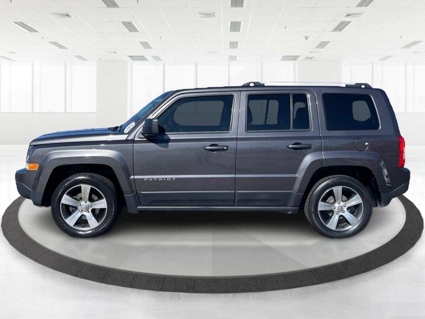 2016 Jeep Patriot High Altitude Edition (1C4NJPFAXGD) with an 2L I-4 DOHC engine, located at 8750 N County Rd 25A, Piqua, OH, 45356, (937) 908-9800, 40.164391, -84.232513 - Photo#5