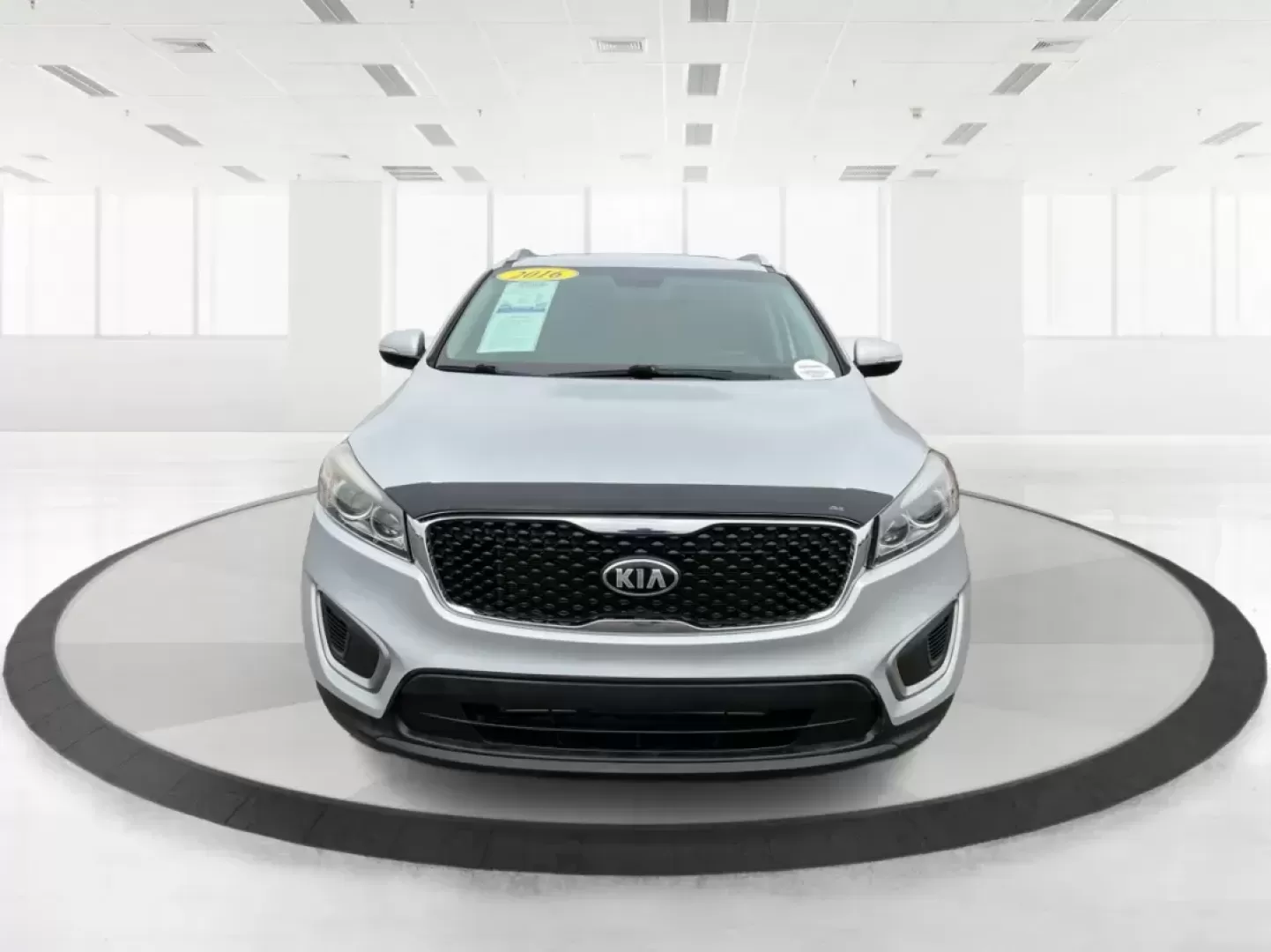 2016 Kia Sorento 2.4L LX (5XYPGDA39GG) with an 2.4L I-4 gasoline direct injection engine, located at 1099 N County Rd 25A , Troy, OH, 45373, (937) 908-9800, 40.057079, -84.212883 - Photo#7