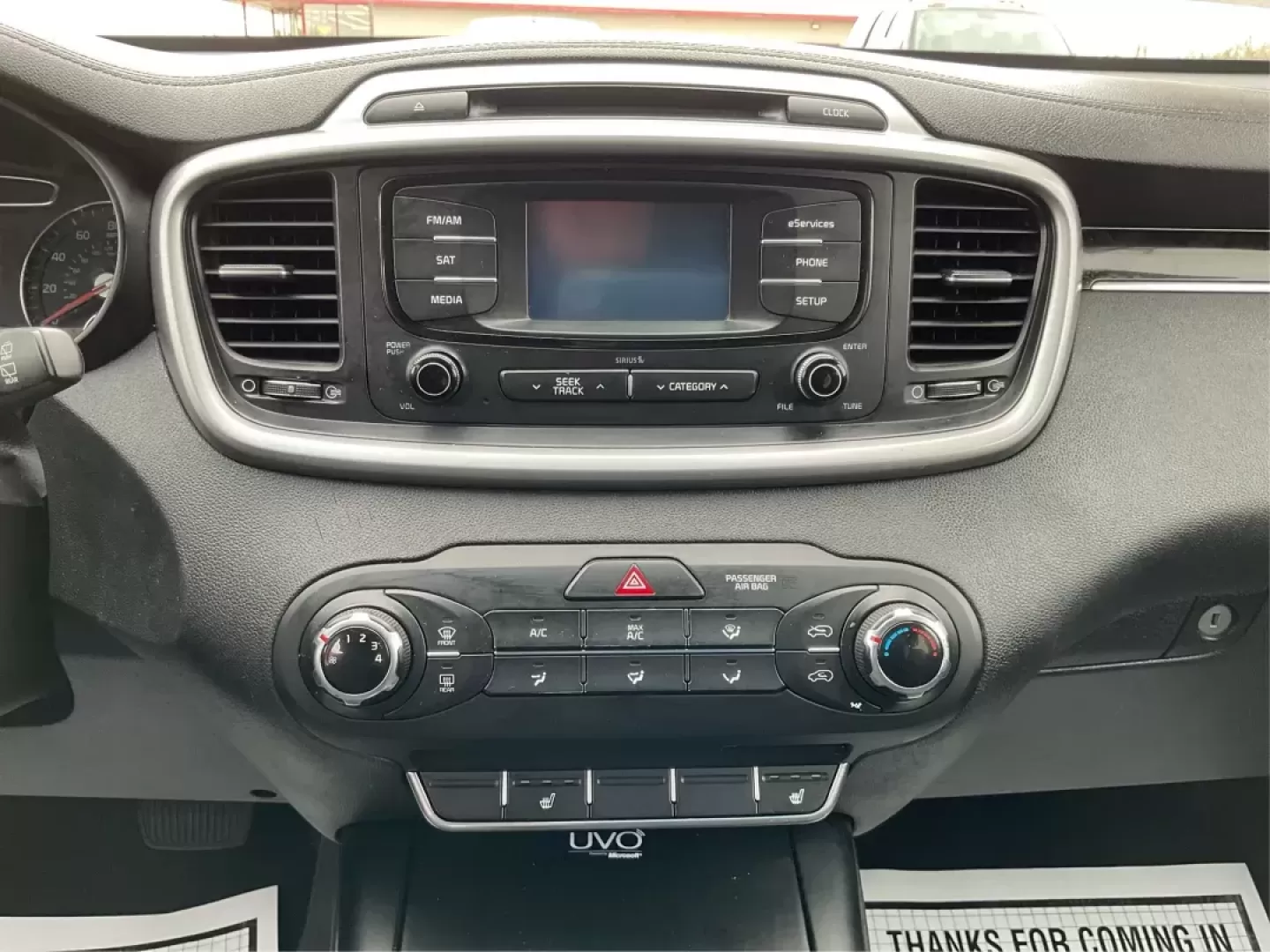 2016 Kia Sorento 2.4L LX (5XYPGDA39GG) with an 2.4L I-4 gasoline direct injection engine, located at 1099 N County Rd 25A , Troy, OH, 45373, (937) 908-9800, 40.057079, -84.212883 - Photo#13