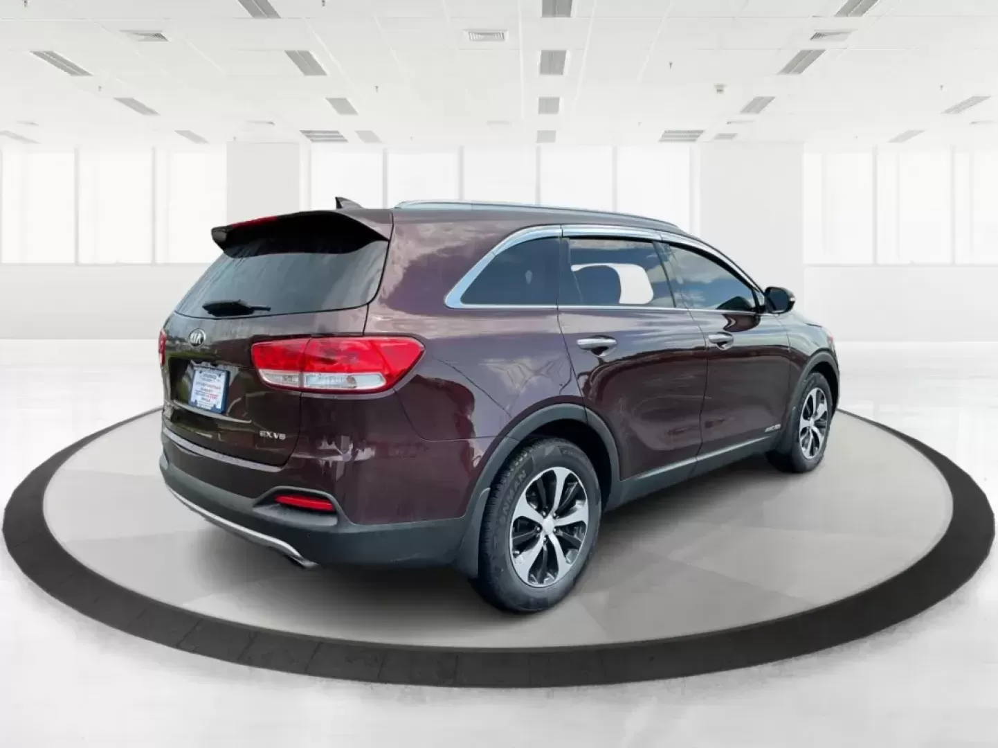 2016 Kia Sorento 3.3L EX (5XYPHDA5XGG) with an Lambda II 3.3L V-6 gasoline direct injection engine, located at 8750 N County Rd 25A, Piqua, OH, 45356, (937) 908-9800, 40.164391, -84.232513 - Photo#2