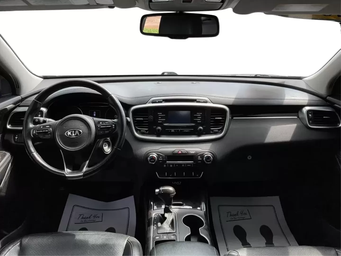2016 Kia Sorento 3.3L EX (5XYPHDA5XGG) with an Lambda II 3.3L V-6 gasoline direct injection engine, located at 8750 N County Rd 25A, Piqua, OH, 45356, (937) 908-9800, 40.164391, -84.232513 - Photo#19