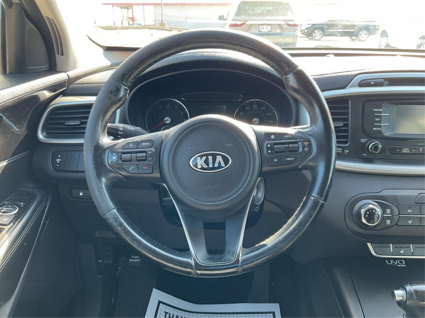 2016 Kia Sorento 2.4L LX (5XYPG4A34GG) with an 2.4L I-4 gasoline direct injection engine, located at 1230 East Main St, Xenia, OH, 45385, (937) 908-9800, 39.688026, -83.910172 - Photo#15