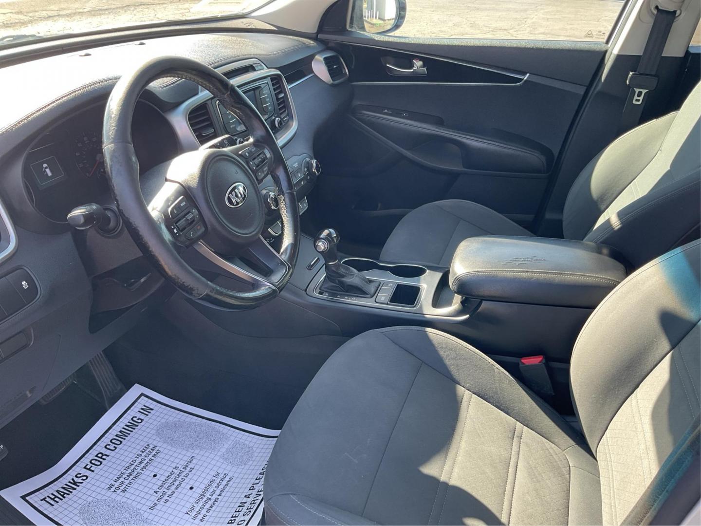 2016 Kia Sorento 2.4L LX (5XYPG4A34GG) with an 2.4L I-4 gasoline direct injection engine, located at 1230 East Main St, Xenia, OH, 45385, (937) 908-9800, 39.688026, -83.910172 - Photo#8