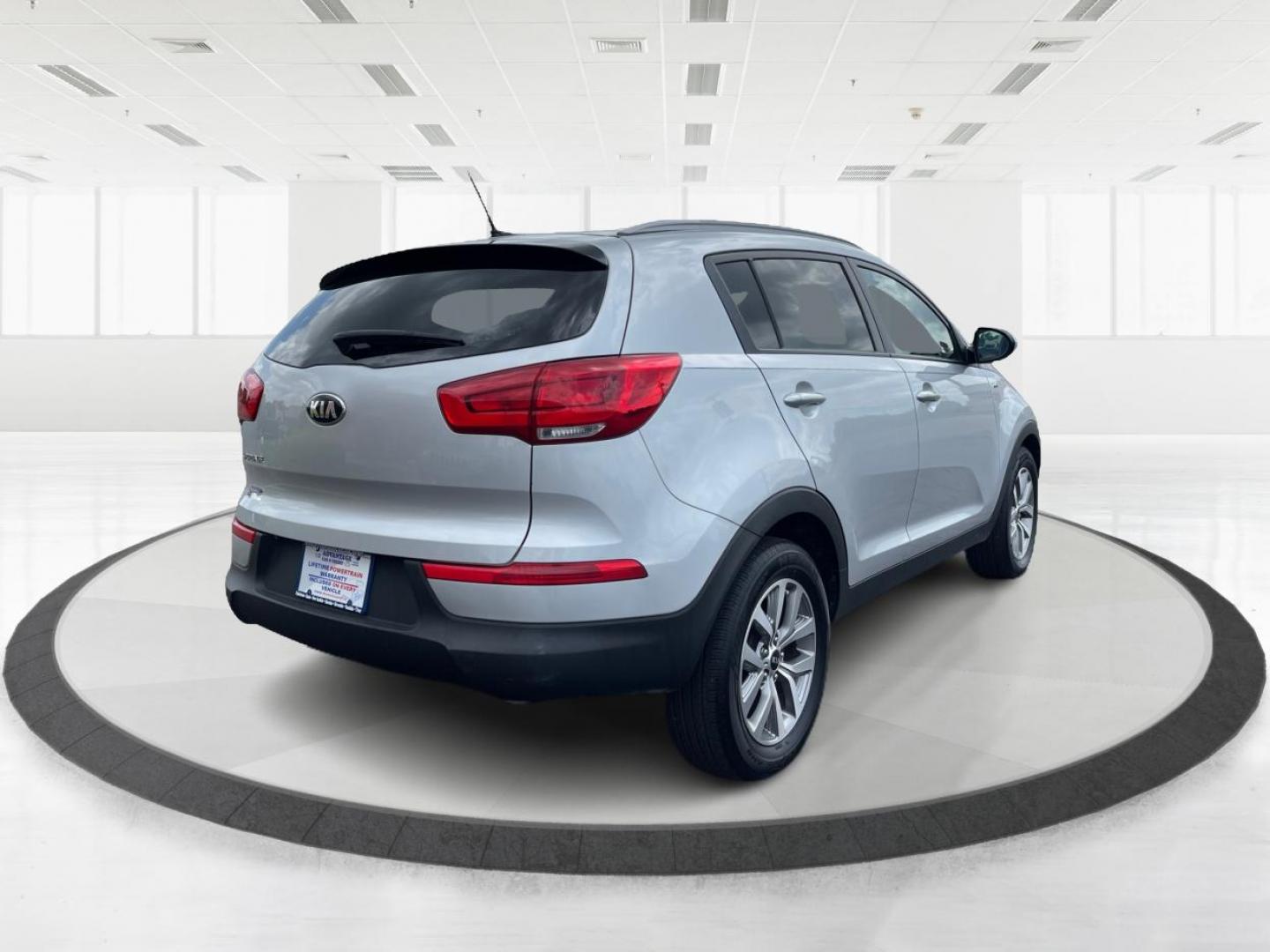 2016 Kia Sportage LX AWD (KNDPBCAC3G7) with an 2.4L V6 DOHC 24V engine, 6-Speed Automatic transmission, located at 4508 South Dixie Dr, Moraine, OH, 45439, (937) 908-9800, 39.689976, -84.218452 - Photo#2