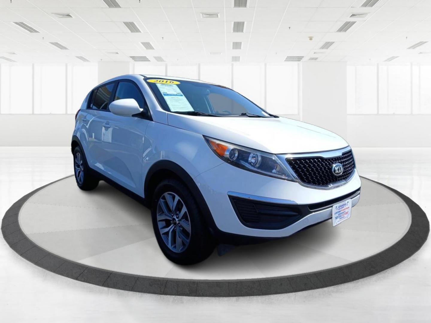 2016 Kia Sportage LX FWD (KNDPB3AC7G7) with an 2.4L V6 DOHC 24V engine, 6-Speed Automatic transmission, located at 8750 N County Rd 25A, Piqua, OH, 45356, (937) 908-9800, 40.164391, -84.232513 - Photo#0