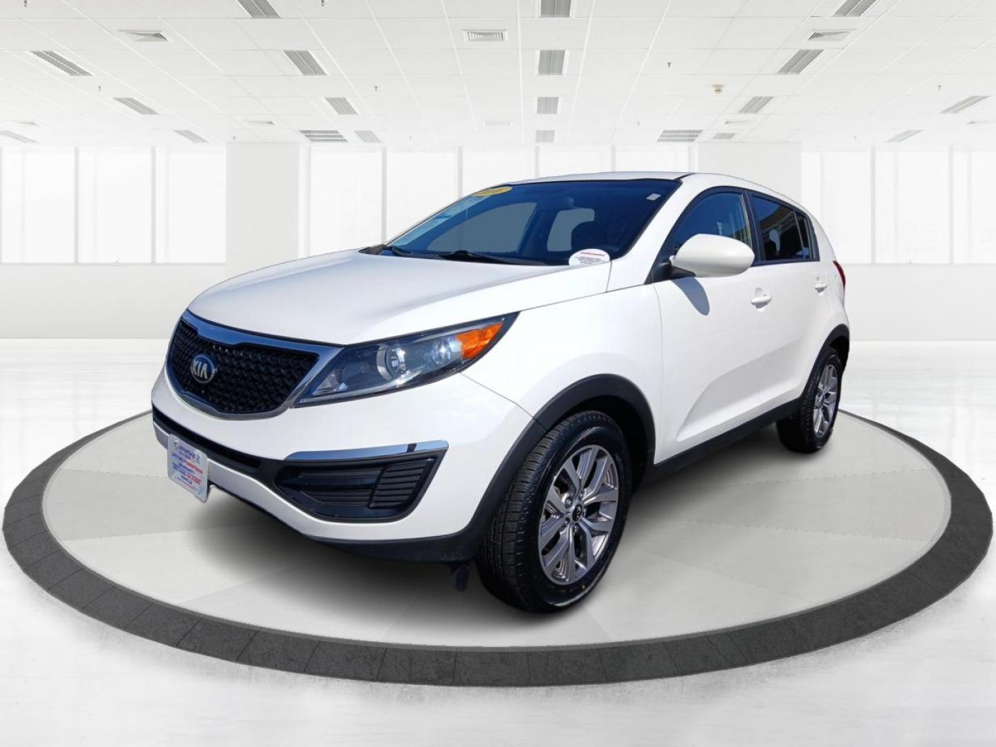 2016 Kia Sportage LX FWD (KNDPB3AC7G7) with an 2.4L V6 DOHC 24V engine, 6-Speed Automatic transmission, located at 8750 N County Rd 25A, Piqua, OH, 45356, (937) 908-9800, 40.164391, -84.232513 - Photo#7