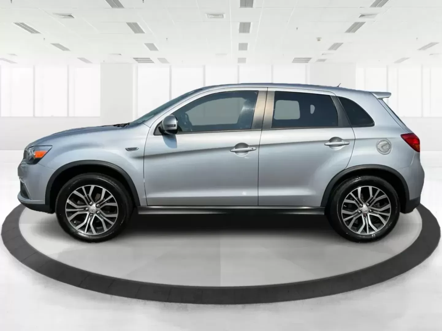 2016 Mitsubishi Outlander Sport 2.0 ES (JA4AP3AU5GZ) with an 2L I-4 DOHC engine, located at 880 E. National Road, Vandalia, OH, 45377, (937) 908-9800, 39.891918, -84.183594 - Photo#5