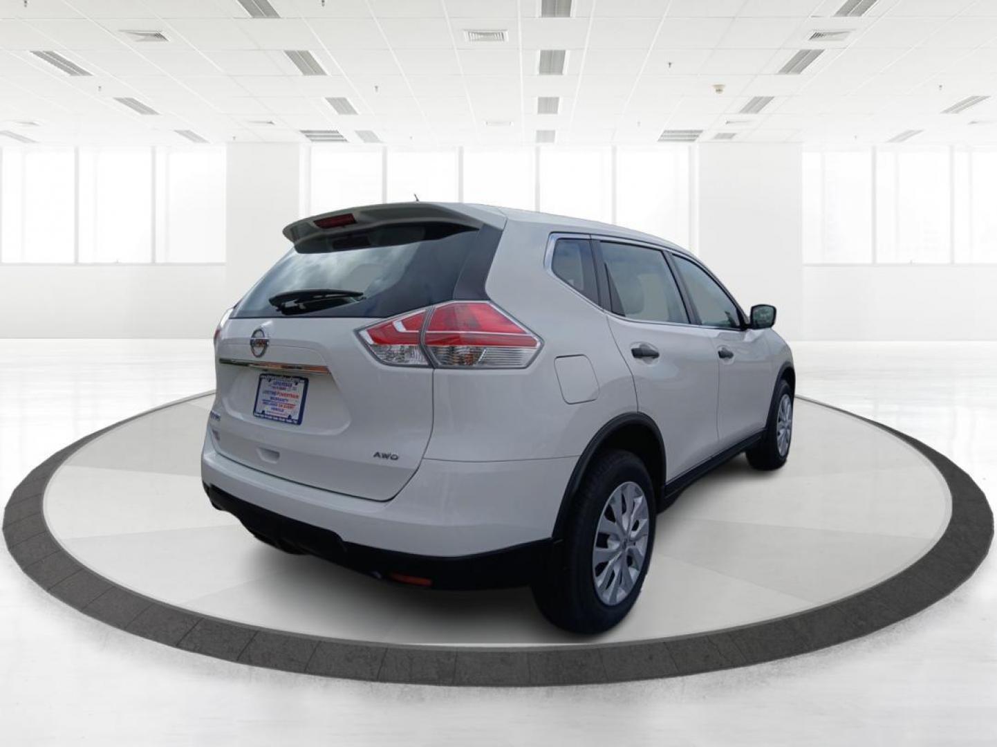 2016 Nissan Rogue S AWD (JN8AT2MV9GW) with an 2.5L L4 DOHC 16V engine, Continuously Variable Transmission transmission, located at 1184 Kauffman Ave, Fairborn, OH, 45324, (937) 908-9800, 39.807072, -84.030914 - Photo#2
