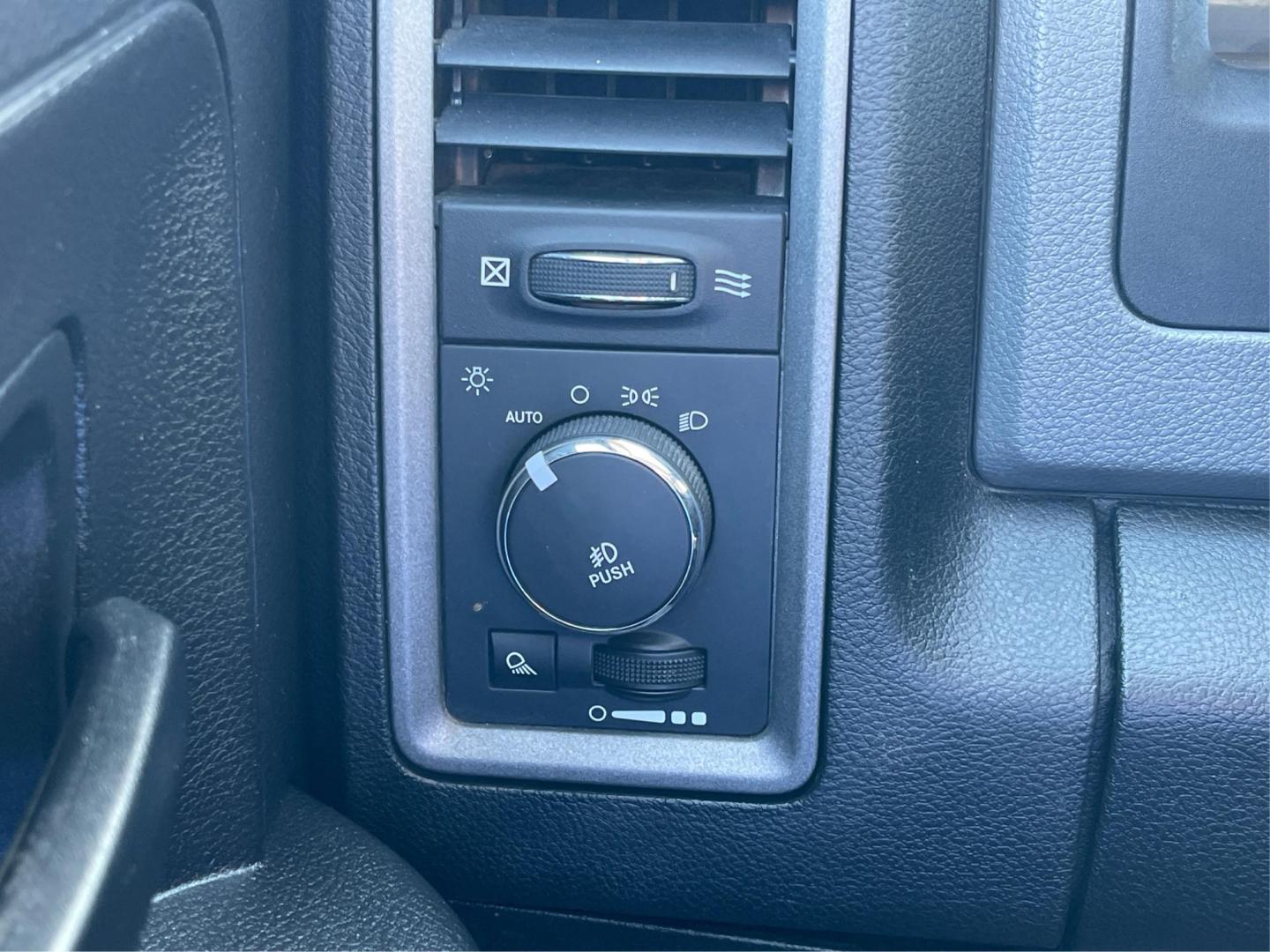 2016 Ram 1500 Express (1C6RR7FTXGS) with an HEMI 5.7L V-8 variable valve control engine, located at 1951 S Dayton Lakeview Rd., New Carlisle, OH, 45344, (937) 908-9800, 39.890999, -84.050255 - Photo#16
