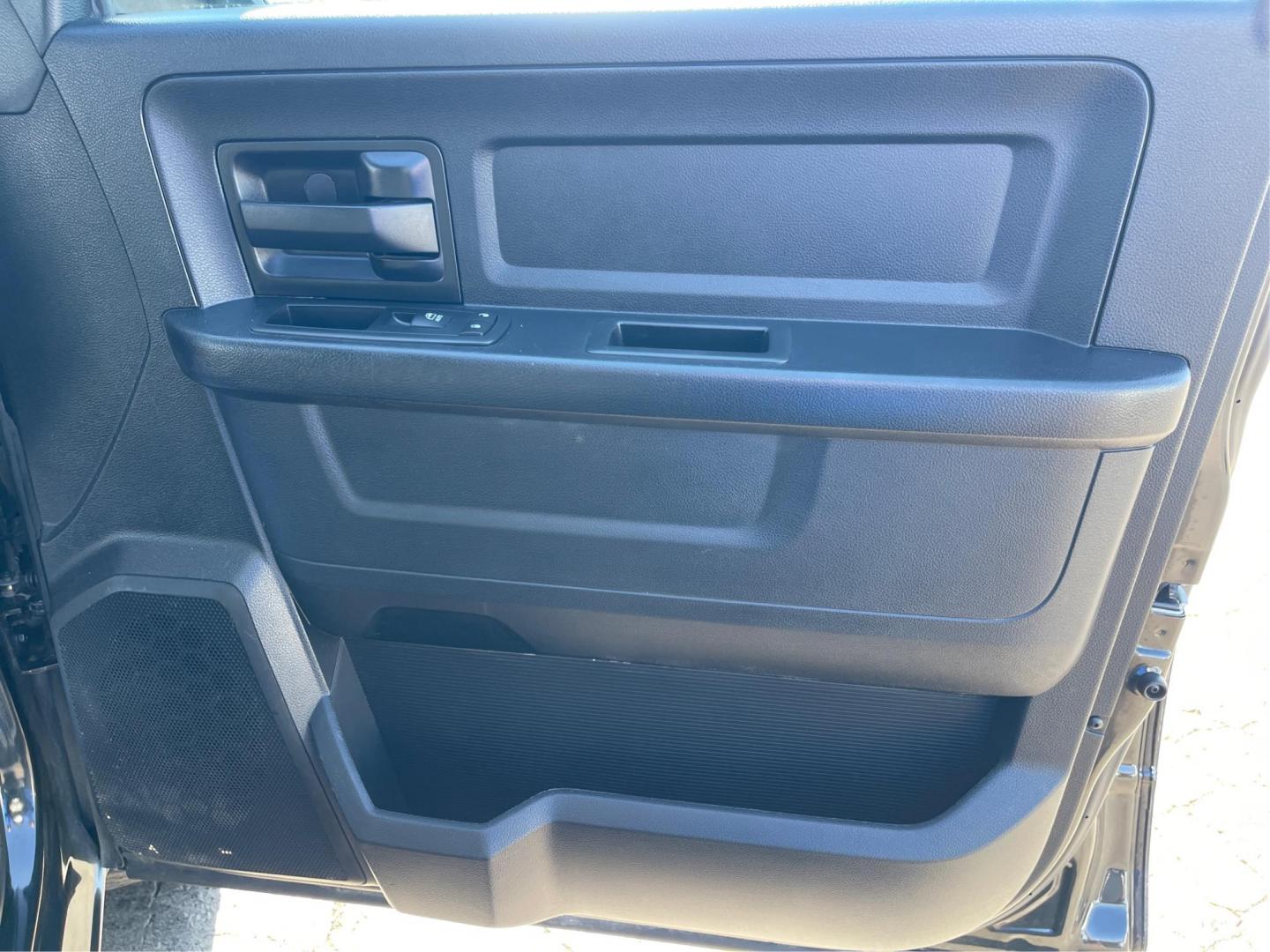2016 Ram 1500 Express (1C6RR7FTXGS) with an HEMI 5.7L V-8 variable valve control engine, located at 1951 S Dayton Lakeview Rd., New Carlisle, OH, 45344, (937) 908-9800, 39.890999, -84.050255 - Photo#19