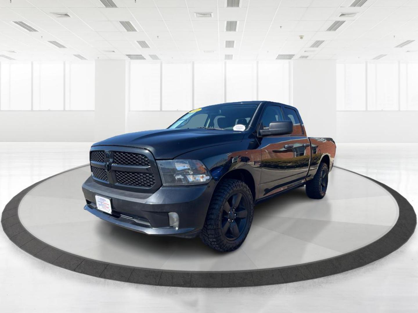 2016 Ram 1500 Express (1C6RR7FTXGS) with an HEMI 5.7L V-8 variable valve control engine, located at 1951 S Dayton Lakeview Rd., New Carlisle, OH, 45344, (937) 908-9800, 39.890999, -84.050255 - Photo#7