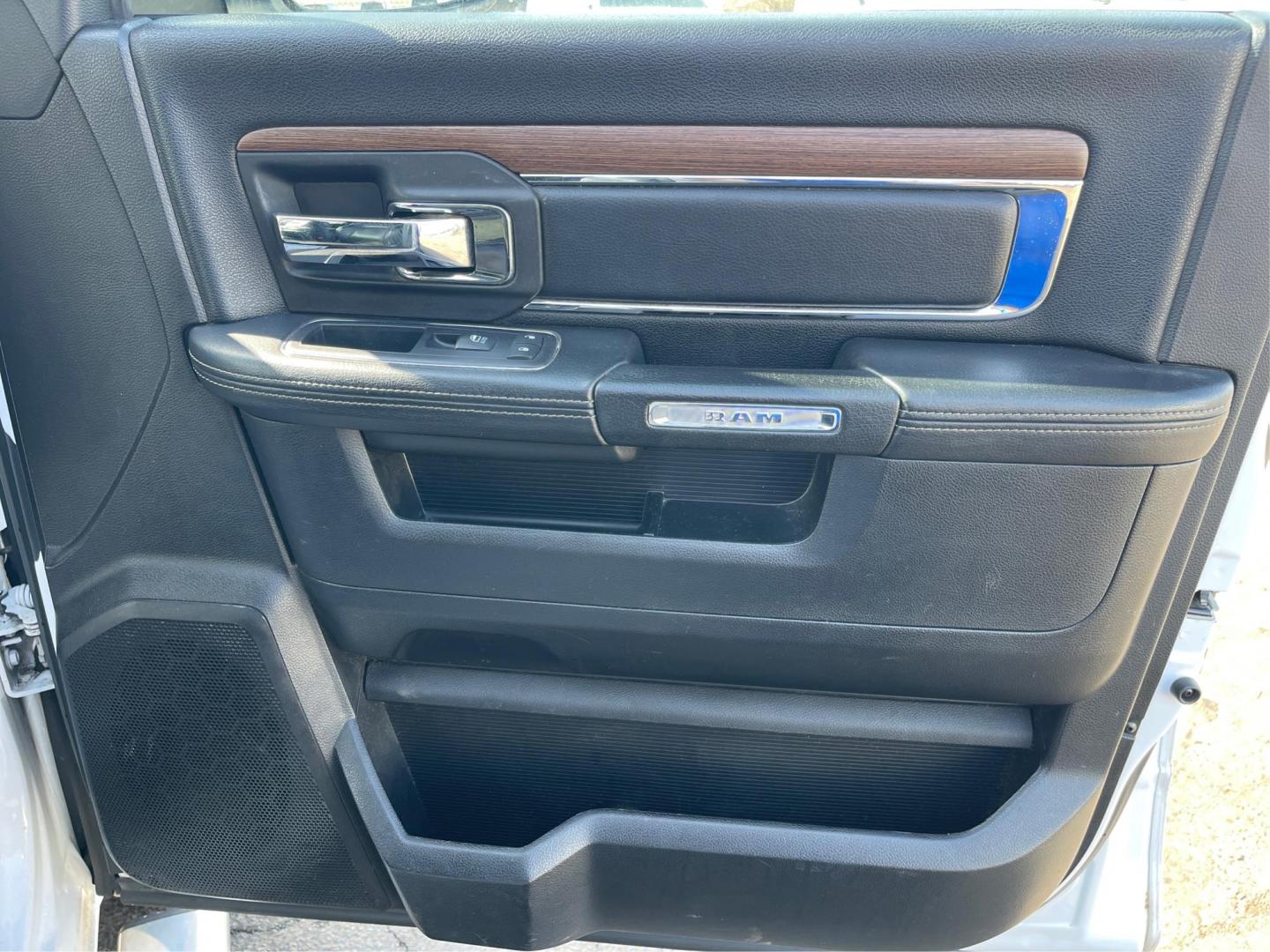 2016 Ram 1500 Laramie (1C6RR7NTXGS) with an Other engine, located at 1951 S Dayton Lakeview Rd., New Carlisle, OH, 45344, (937) 908-9800, 39.890999, -84.050255 - Photo#18