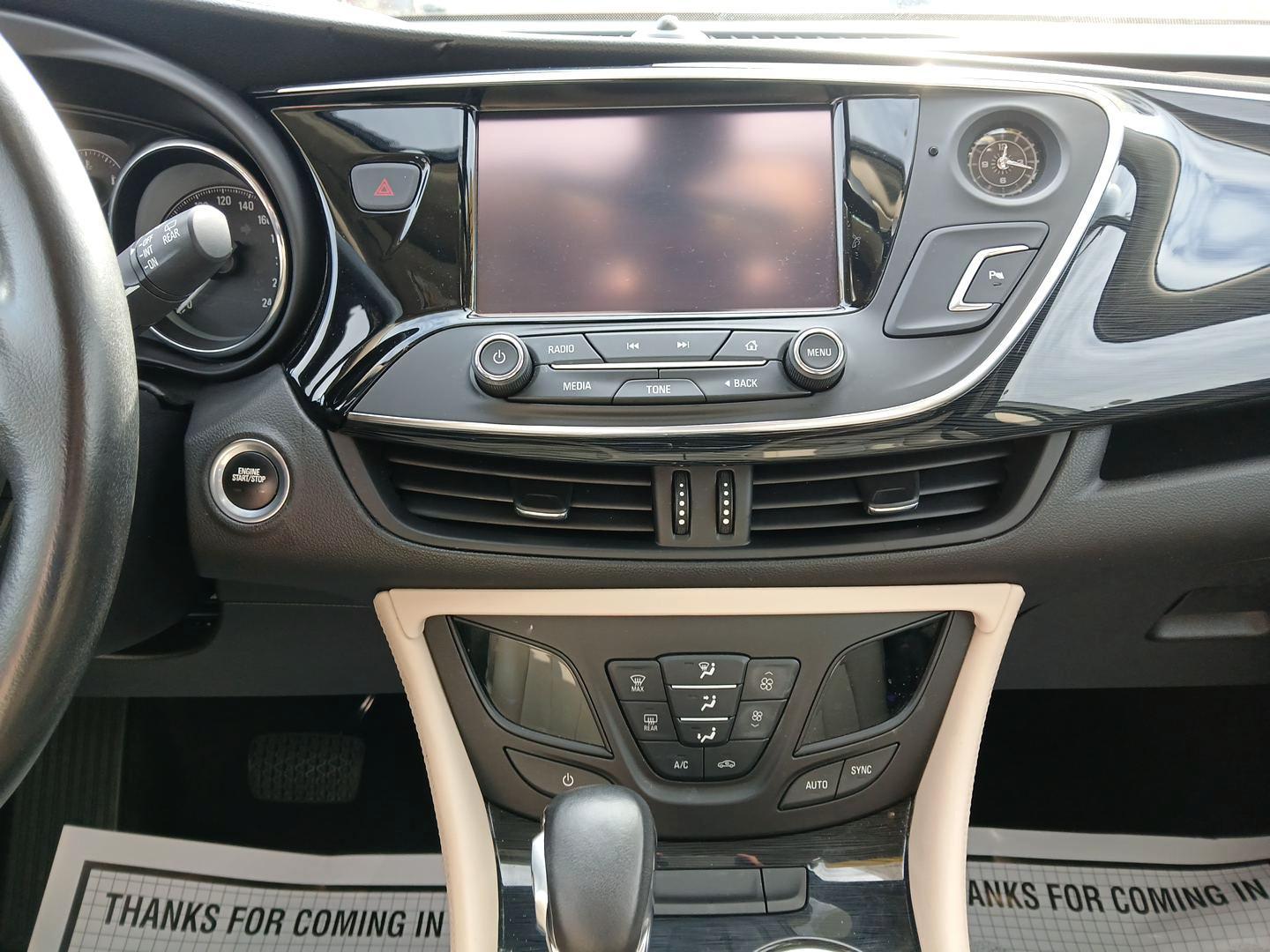 2017 Buick Envision Preferred AWD (LRBFXCSA3HD) with an 2.5L L4 DOHC 24V engine, 6-Speed Automatic transmission, located at 1230 East Main St, Xenia, OH, 45385, (937) 908-9800, 39.688026, -83.910172 - Photo#12