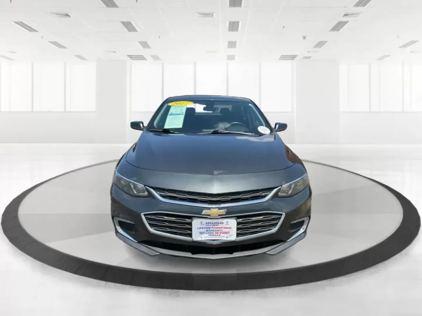 2017 Chevrolet Malibu 1LT (1G1ZE5ST3HF) with an 1.5L I-4 gasoline direct injection engine, located at 1951 S Dayton Lakeview Rd., New Carlisle, OH, 45344, (937) 908-9800, 39.890999, -84.050255 - Photo#6